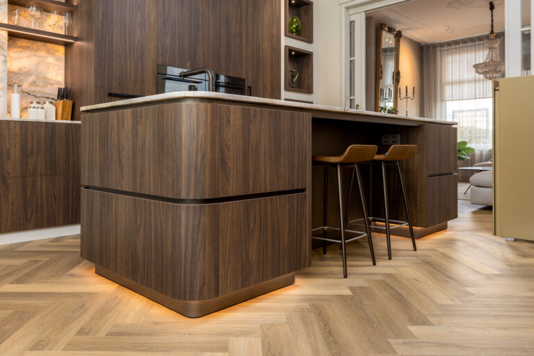 Maatwerk Keuken en Kantoor Bergen op Zoom