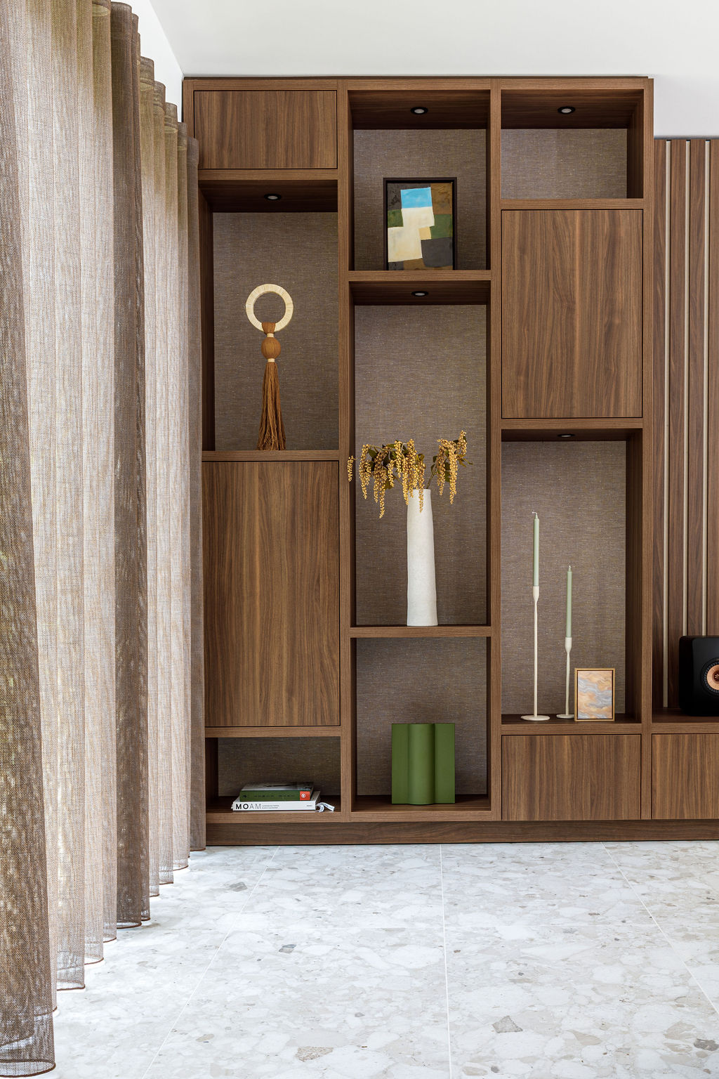 Image hover effect image