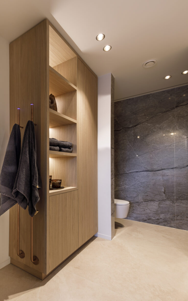 Maatwerk interieur Penthouse Steenbergen