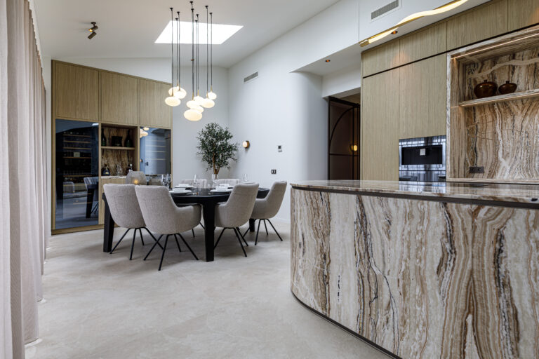 Maatwerk interieur Penthouse Steenbergen