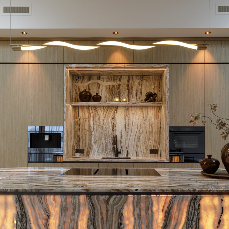 Maatwerk interieur Penthouse Steenbergen