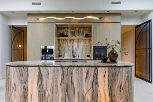Maatwerk interieur Penthouse Steenbergen