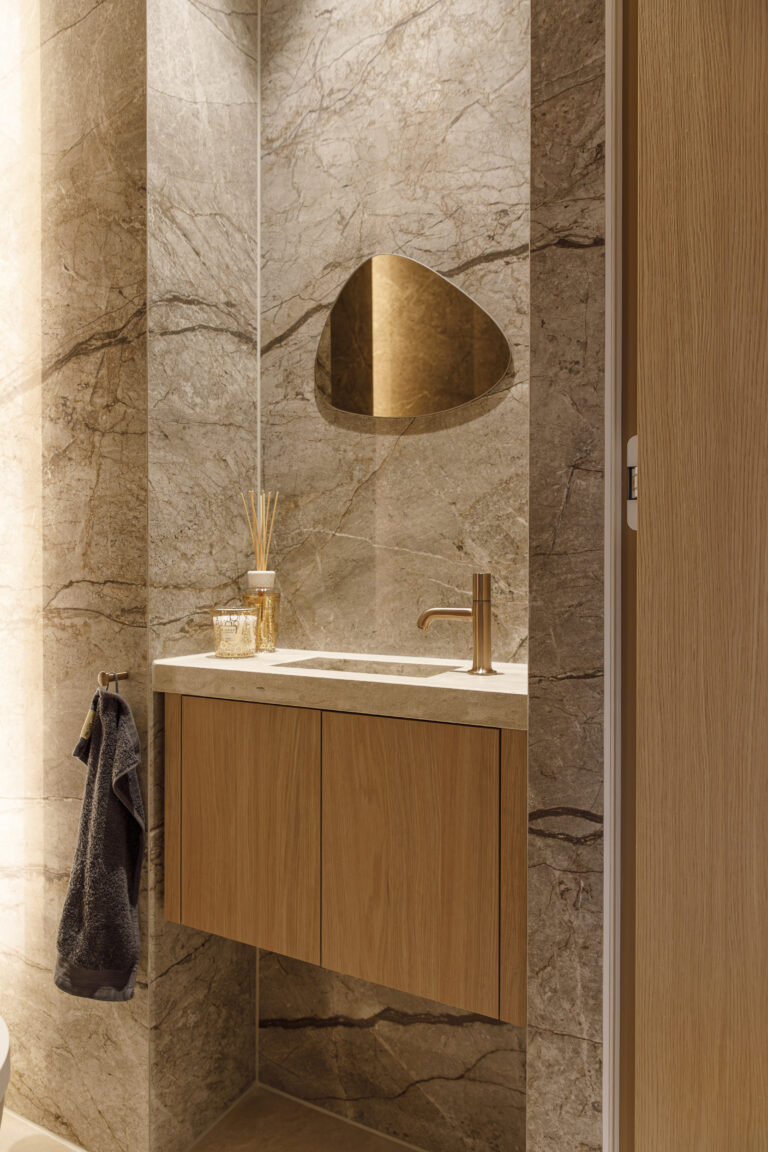 Maatwerk interieur Penthouse Steenbergen