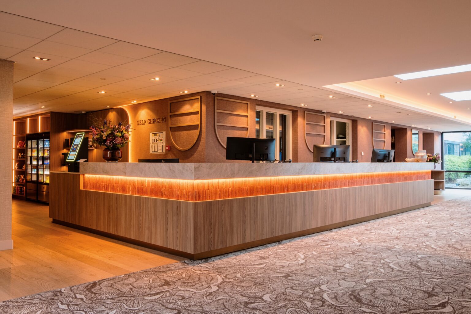Lobby van der Valk Rotterdam Nieuwerkerk